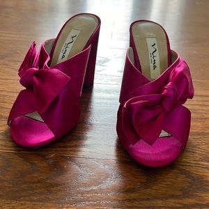 Nina like new samina YS Magenta Crystal size 5
